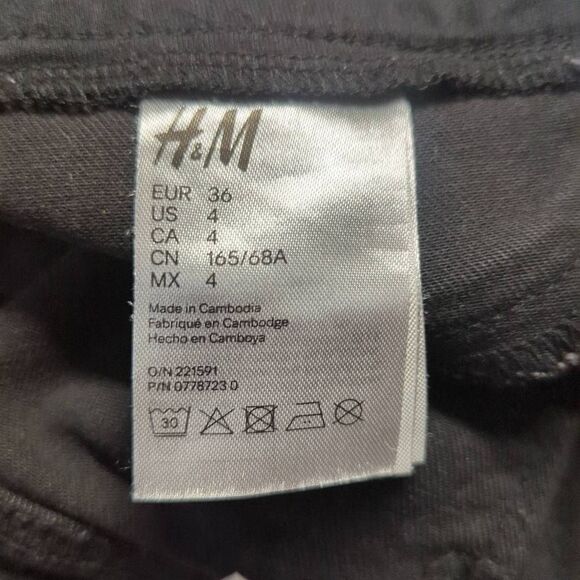 H&M &Denim Woman's Size 4 Black Super Skinny Pull-on Maternity Pants Raw Hem - Picture 10 of 12